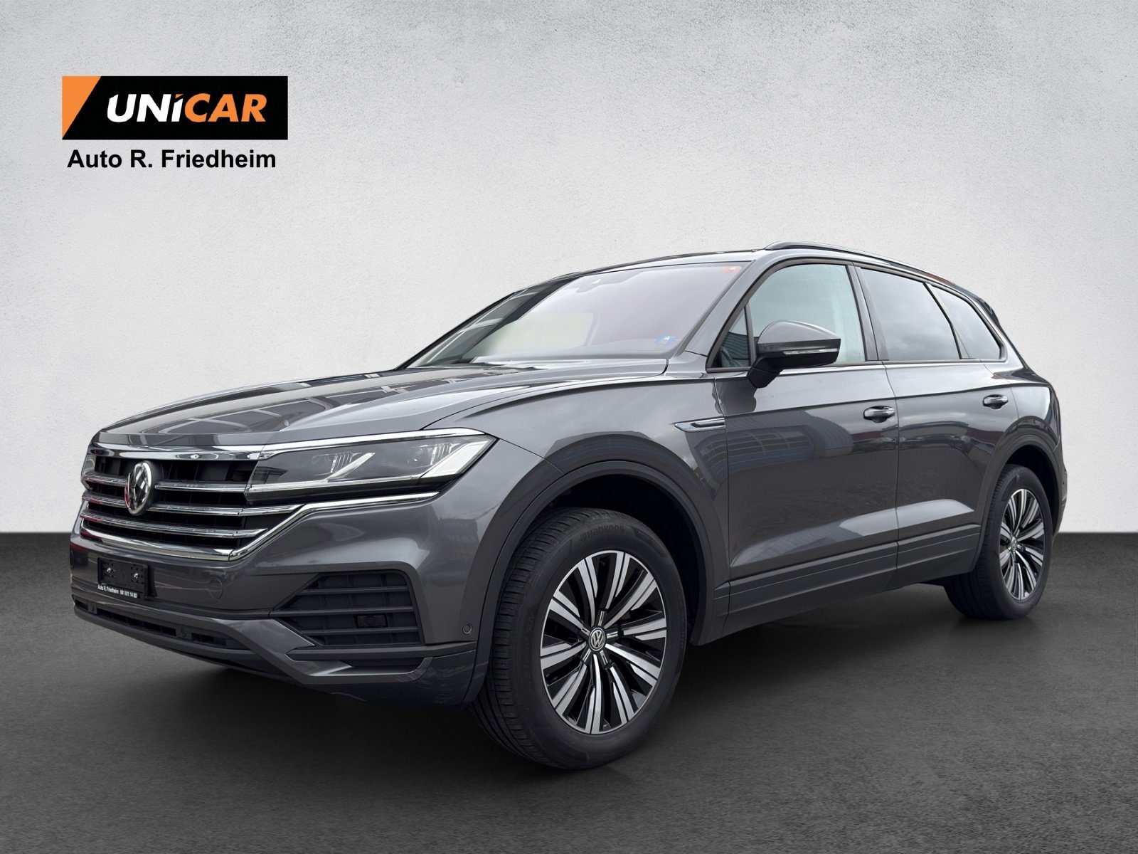 VW Touareg 3.0 TDI Basic Tiptronic, Diesel, Second hand / Used, Automatic - 3