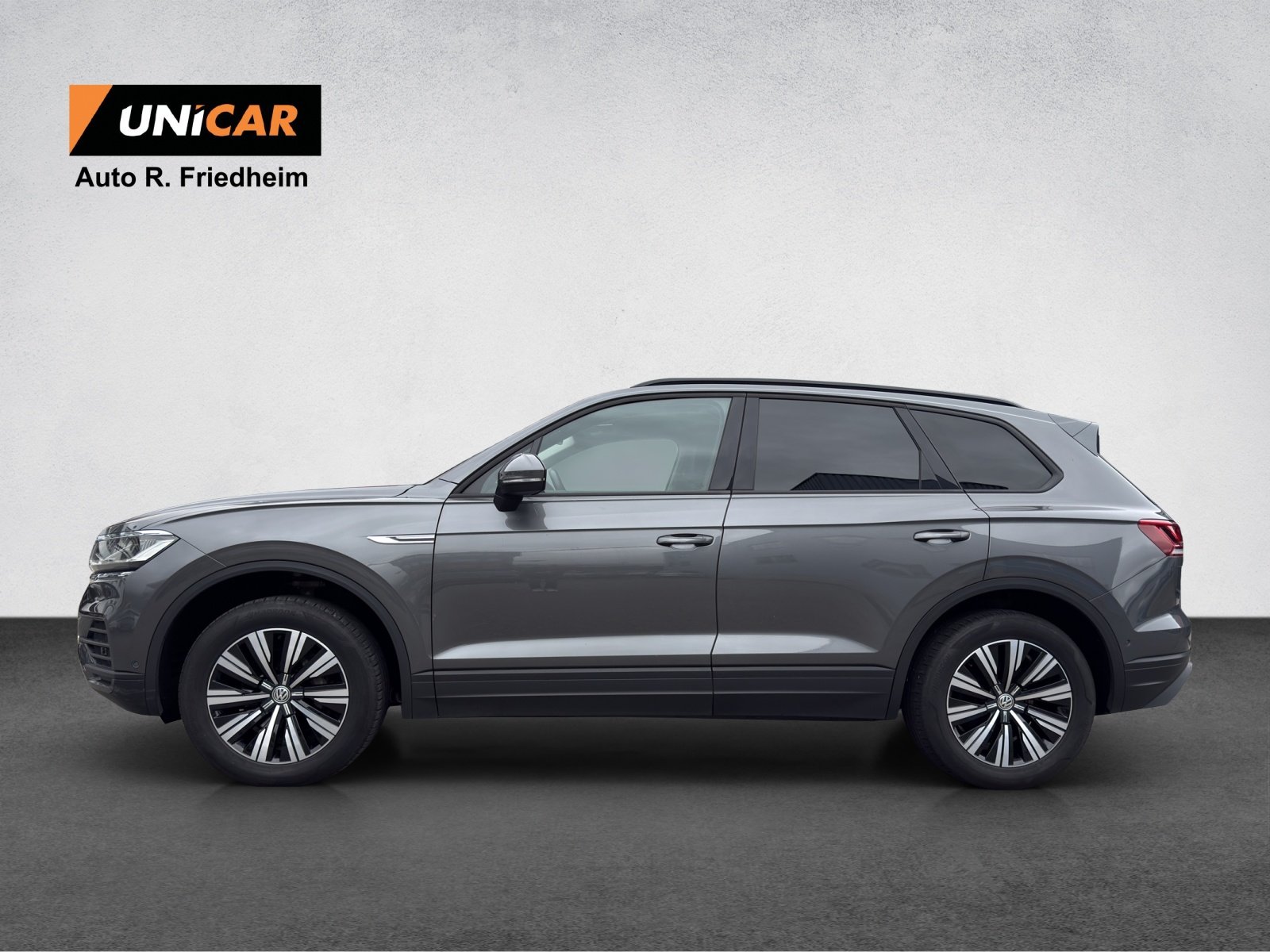 VW Touareg 3.0 TDI Basic Tiptronic, Diesel, Second hand / Used, Automatic - 4