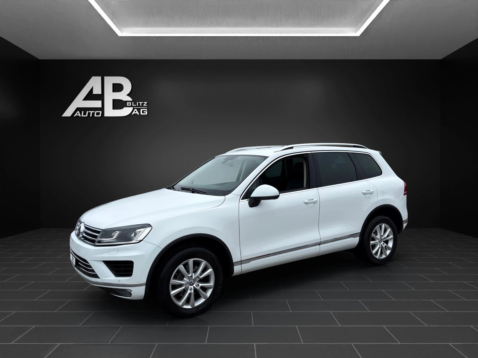 VW Touareg 3.0 TDI BlueMotion Technology Tiptronic, Diesel, Occasioni / Usate, Automatico - 2