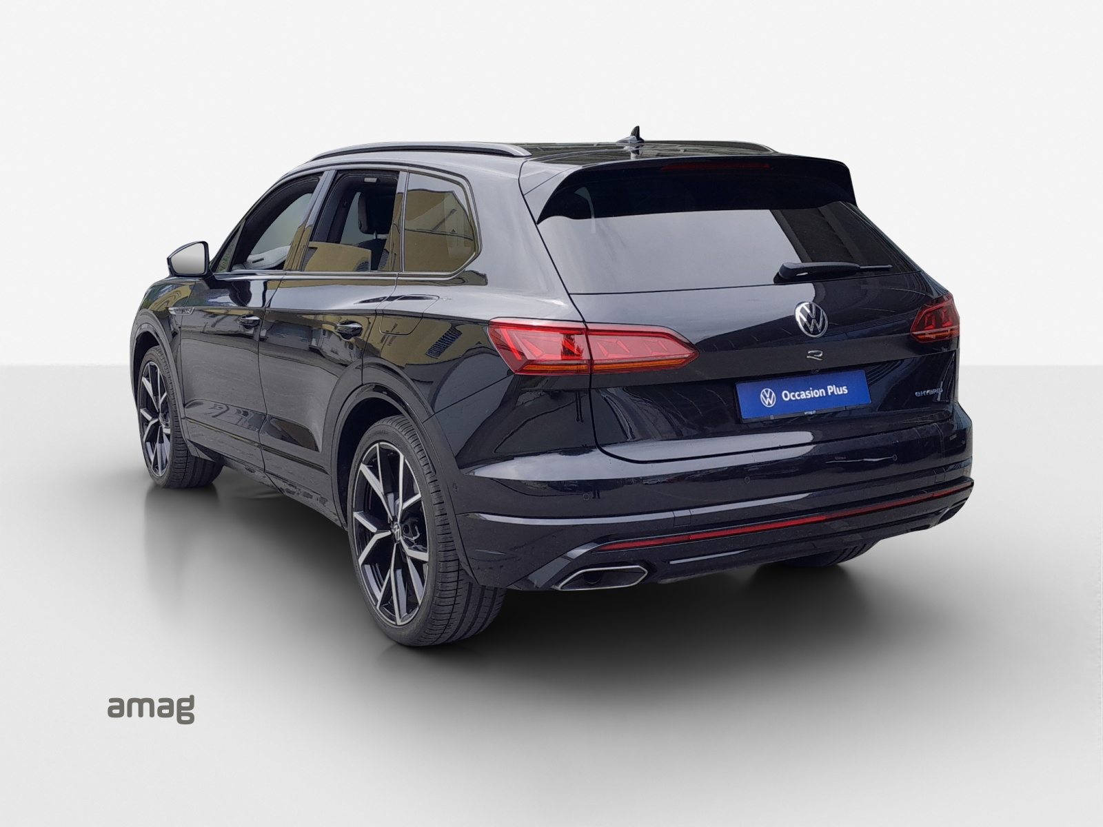 VW Touareg R, Full-Hybrid Petrol/Electric, Second hand / Used, Automatic - 3