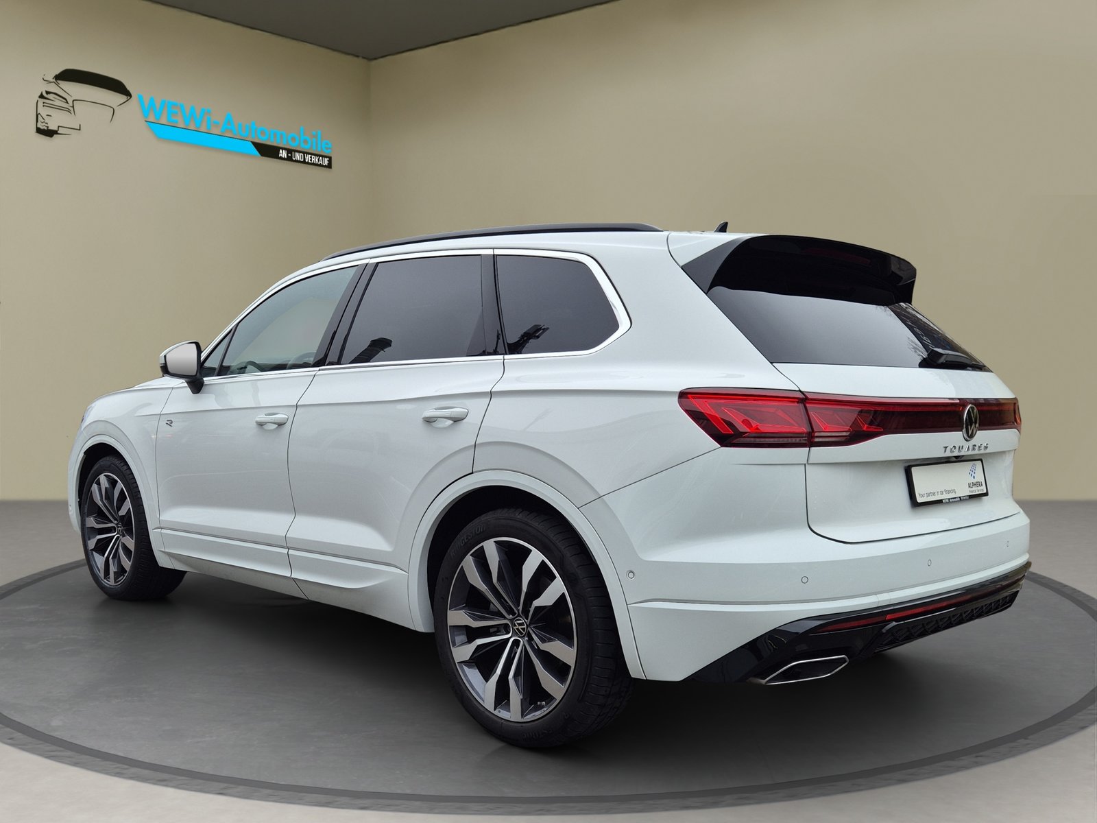 VW Touareg 3.0 TDI R-Line Tiptronic, Diesel, Occasion / Utilisé, Automatique - 3