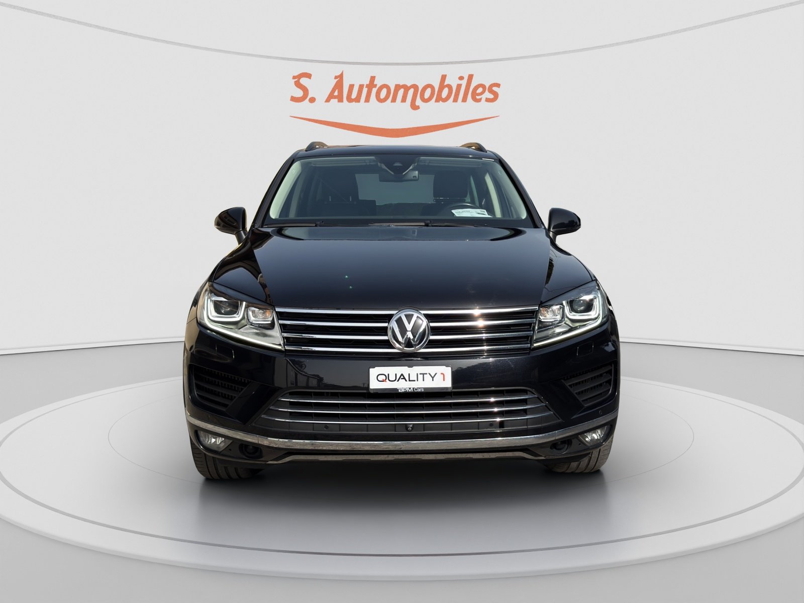 VW Touareg 3.0 TDI R-Line BlueMotion Technology Tiptronic, Diesel, Second hand / Used, Automatic - 2