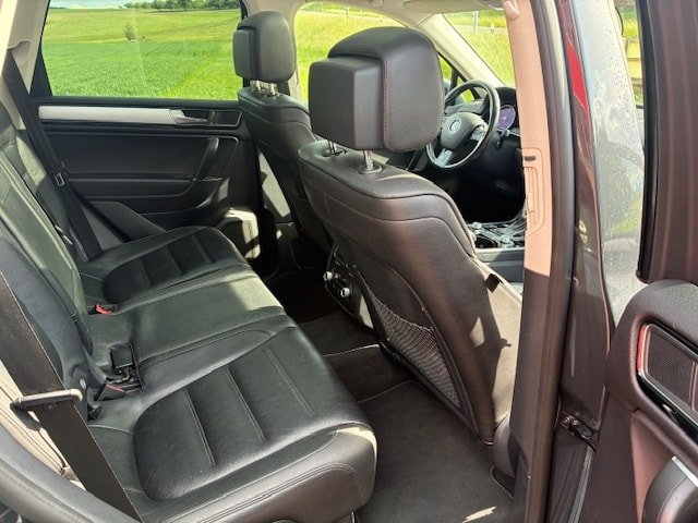 VW Touareg 3.0 TDI BlueMotion Technology Tiptronic, Diesel, Second hand / Used, Automatic - 6