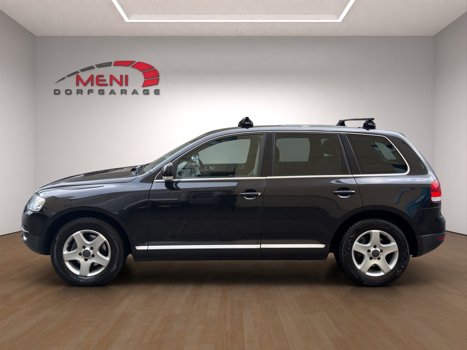 VW Touareg 3.0 TDI, Diesel, Second hand / Used, Automatic - 4