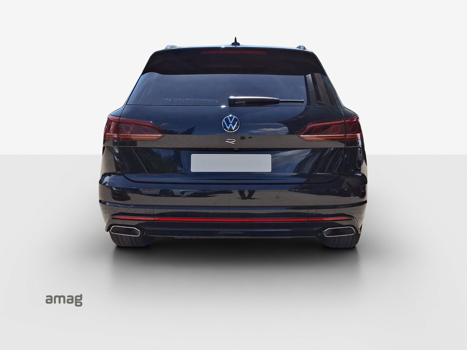 VW Touareg R, Full-Hybrid Petrol/Electric, Second hand / Used, Automatic - 4