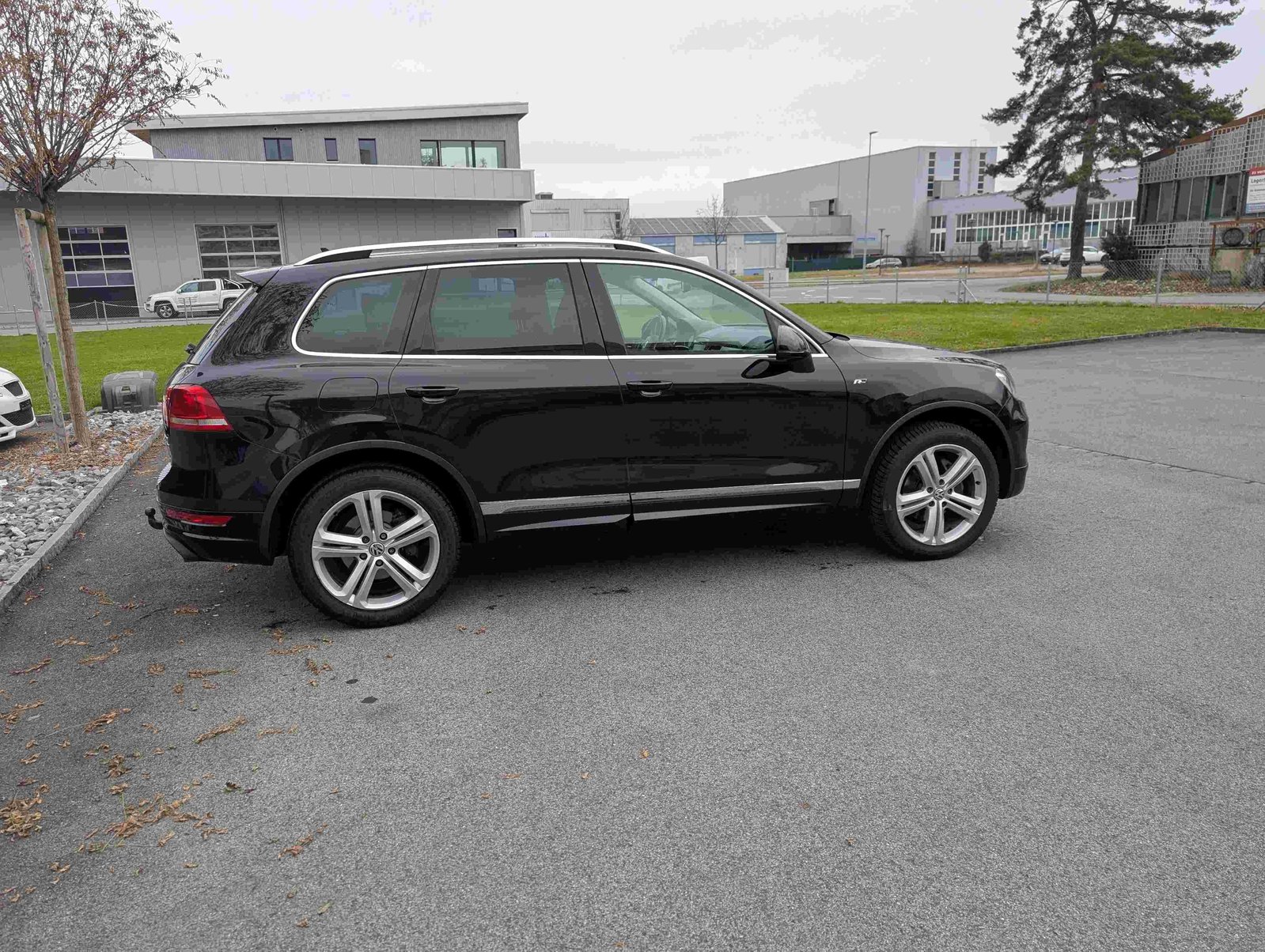 VW TOUAREG 3.0 TDI BMT R-Line Edition X Tiptronic ***Anhäng, Diesel, Occasioni / Usate, Automatico - 4
