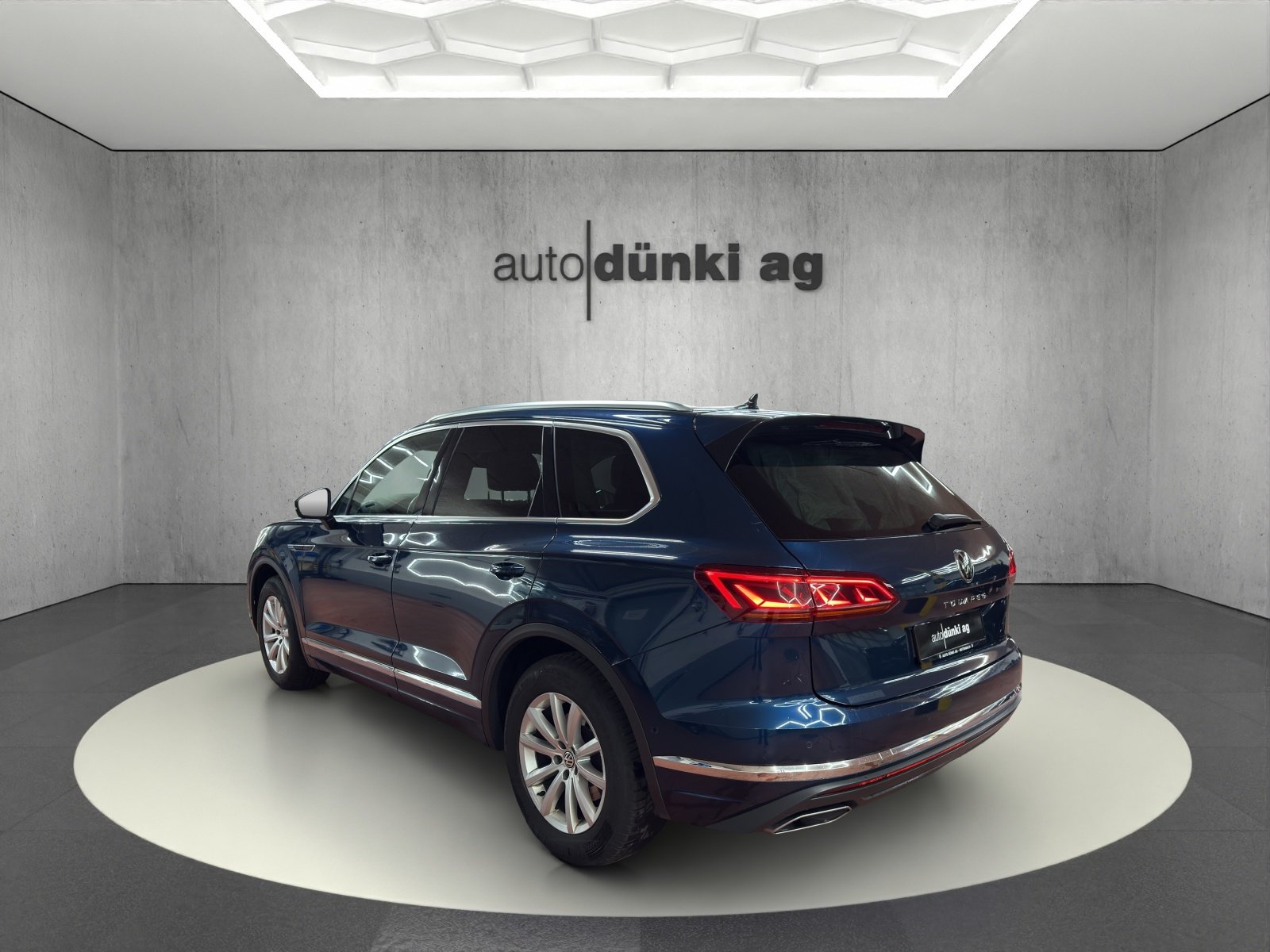 VW Touareg 3.0 TDI Elegance Tiptronic, Diesel, Occasion / Utilisé, Automatique - 2
