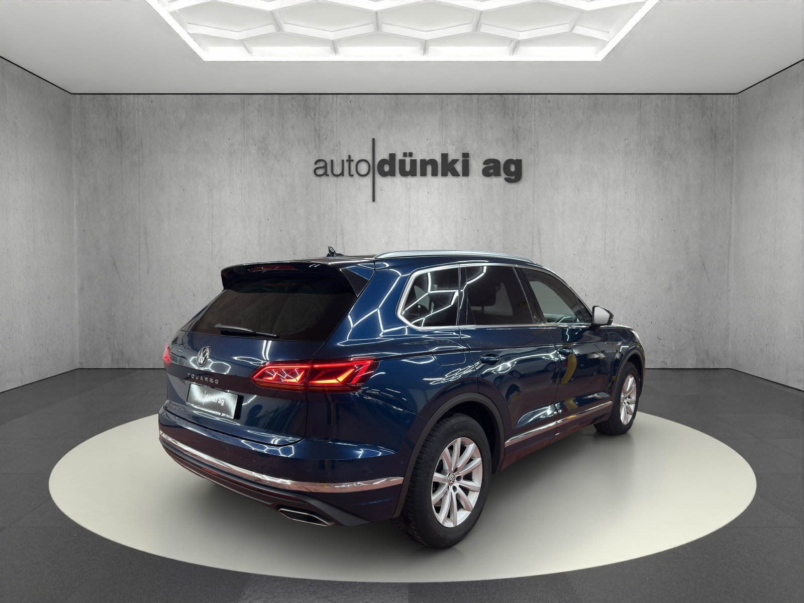VW Touareg 3.0 TDI Elegance Tiptronic, Diesel, Occasion / Utilisé, Automatique - 3