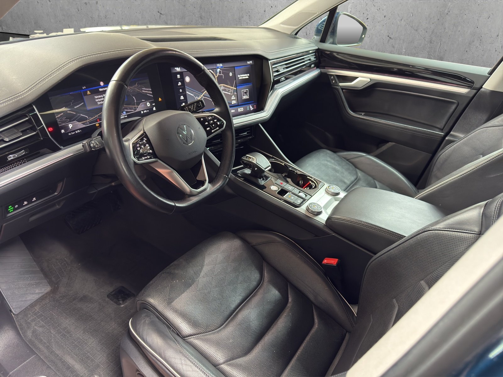 VW Touareg 3.0 TDI Elegance Tiptronic, Diesel, Occasion / Utilisé, Automatique - 6