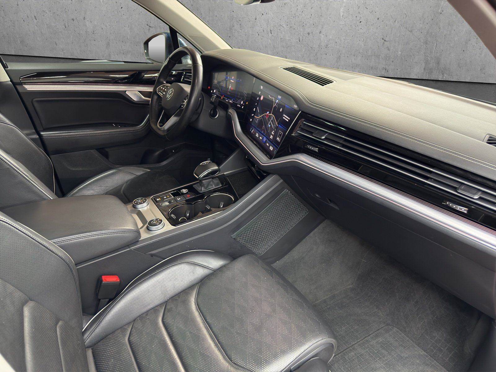 VW Touareg 3.0 TDI Elegance Tiptronic, Diesel, Occasion / Utilisé, Automatique - 7