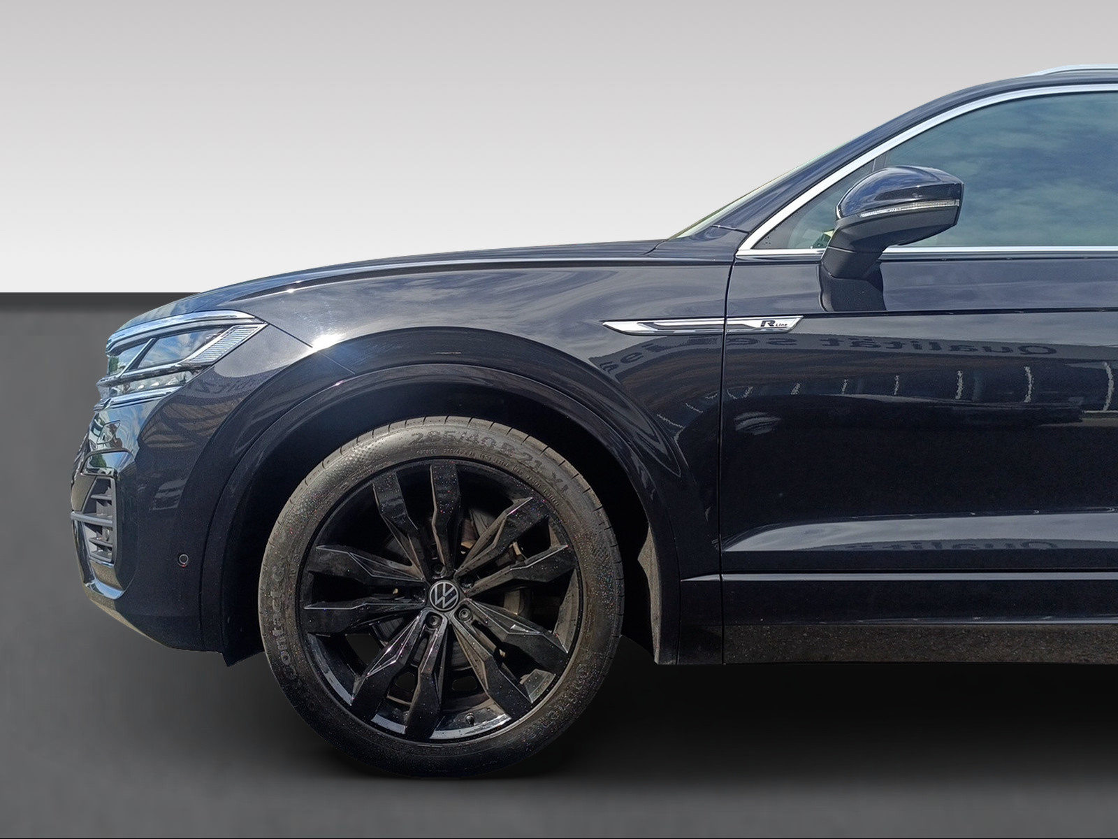 VW Touareg R-Line, Diesel, Occasion / Gebraucht, Automatik - 3