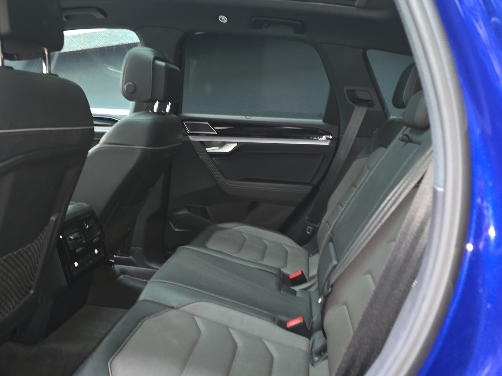VW Touareg 3.0 TSI eHybrid R Tiptronic, Plug-in-Hybrid Benzina/Elettrica, Occasioni / Usate, Automatico - 6