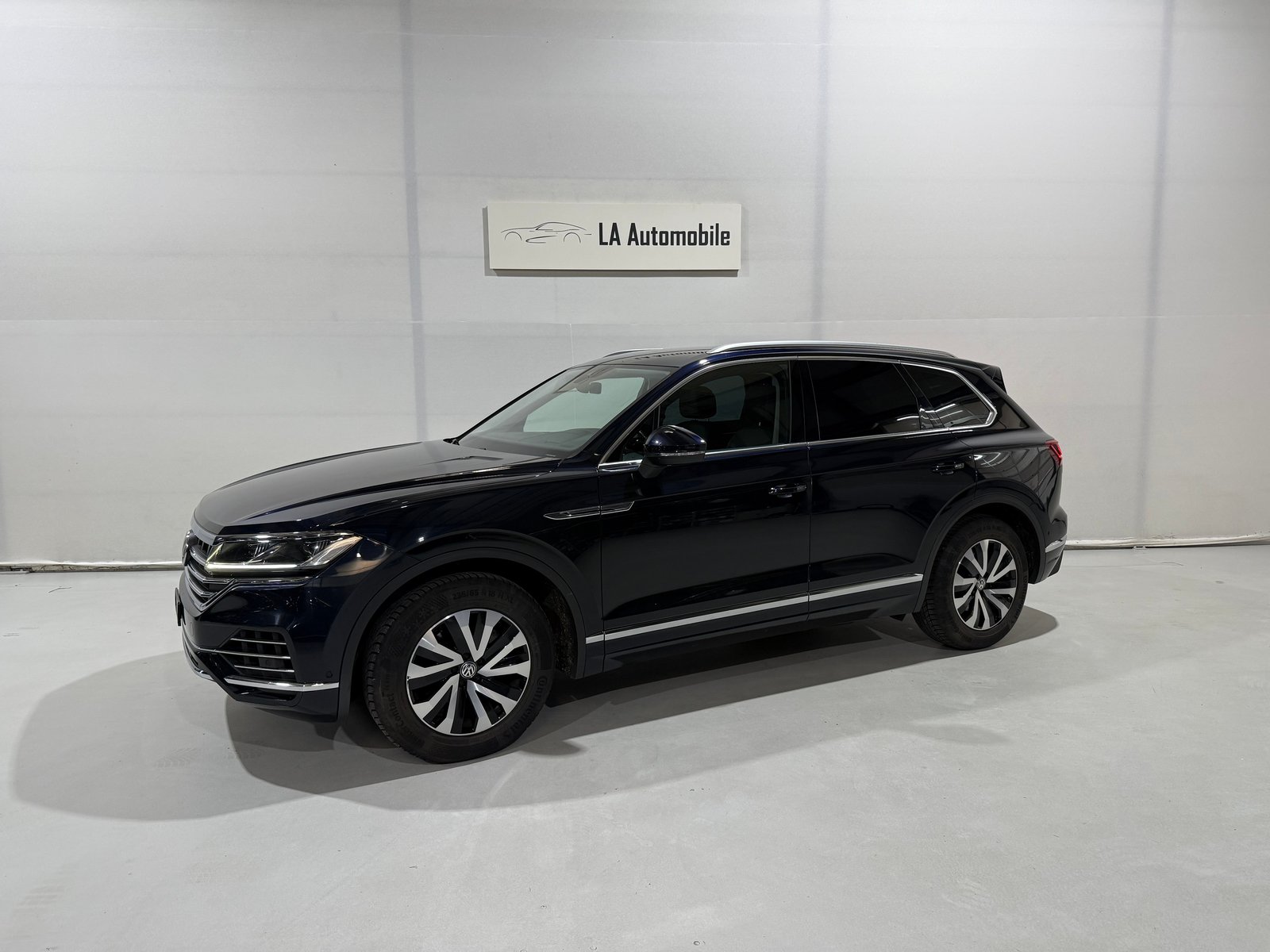 VW Touareg 3.0 TDI Elegance Tiptronic CH Fahrzeug, Diesel, Occasion / Utilisé, Automatique - 2