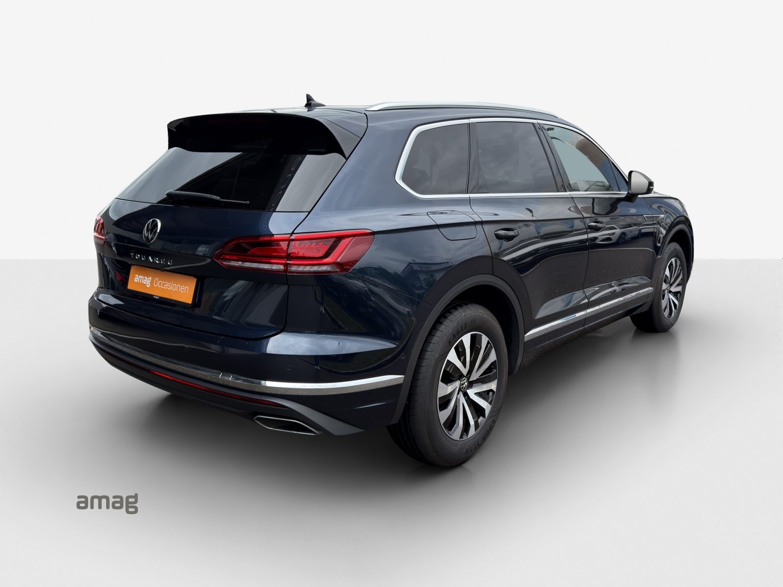 VW Touareg Elegance, Petrol, Second hand / Used, Automatic - 5