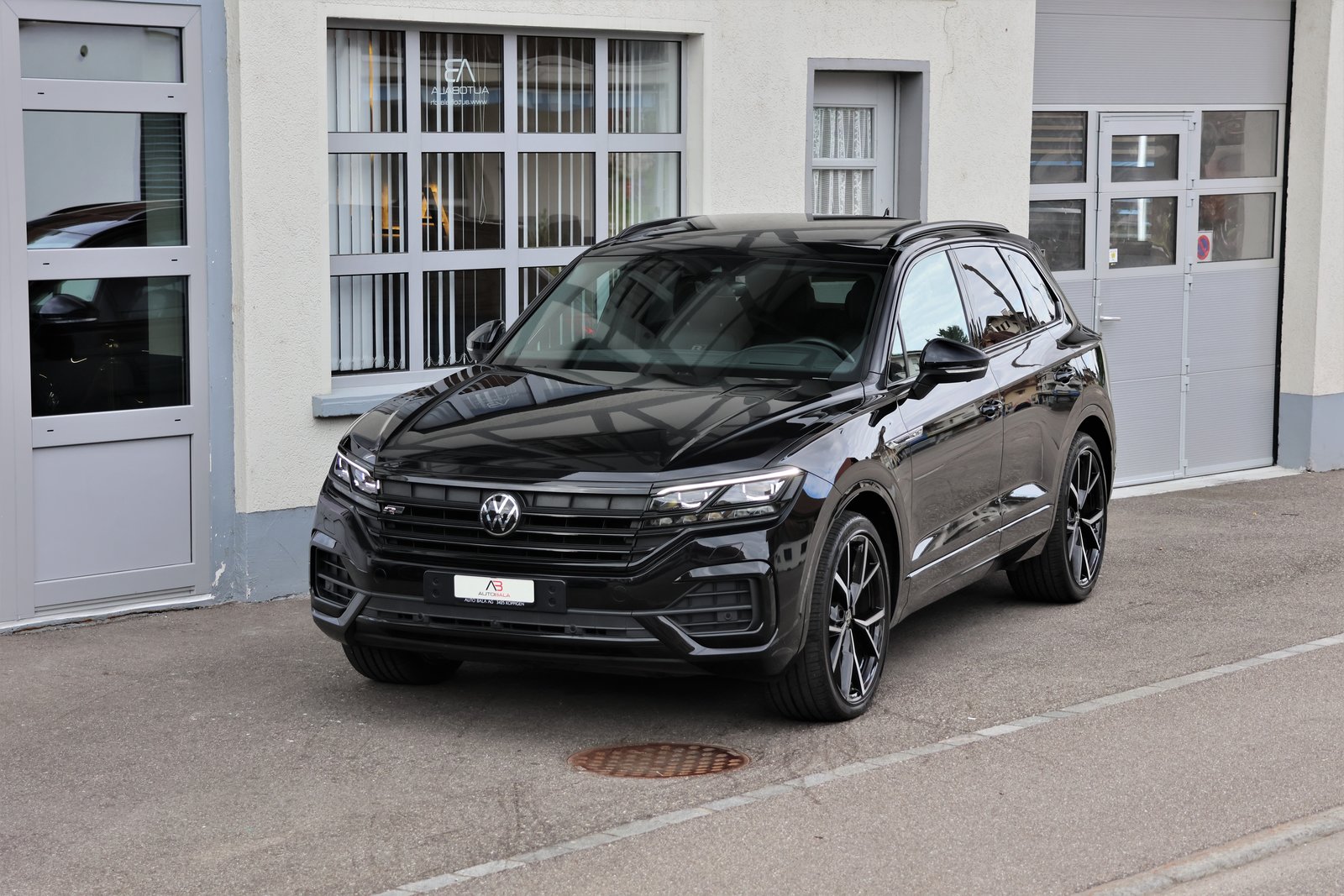 VW Touareg 3.0 TDI R Line Tiptronic BlackStyle + 3.5T AHK