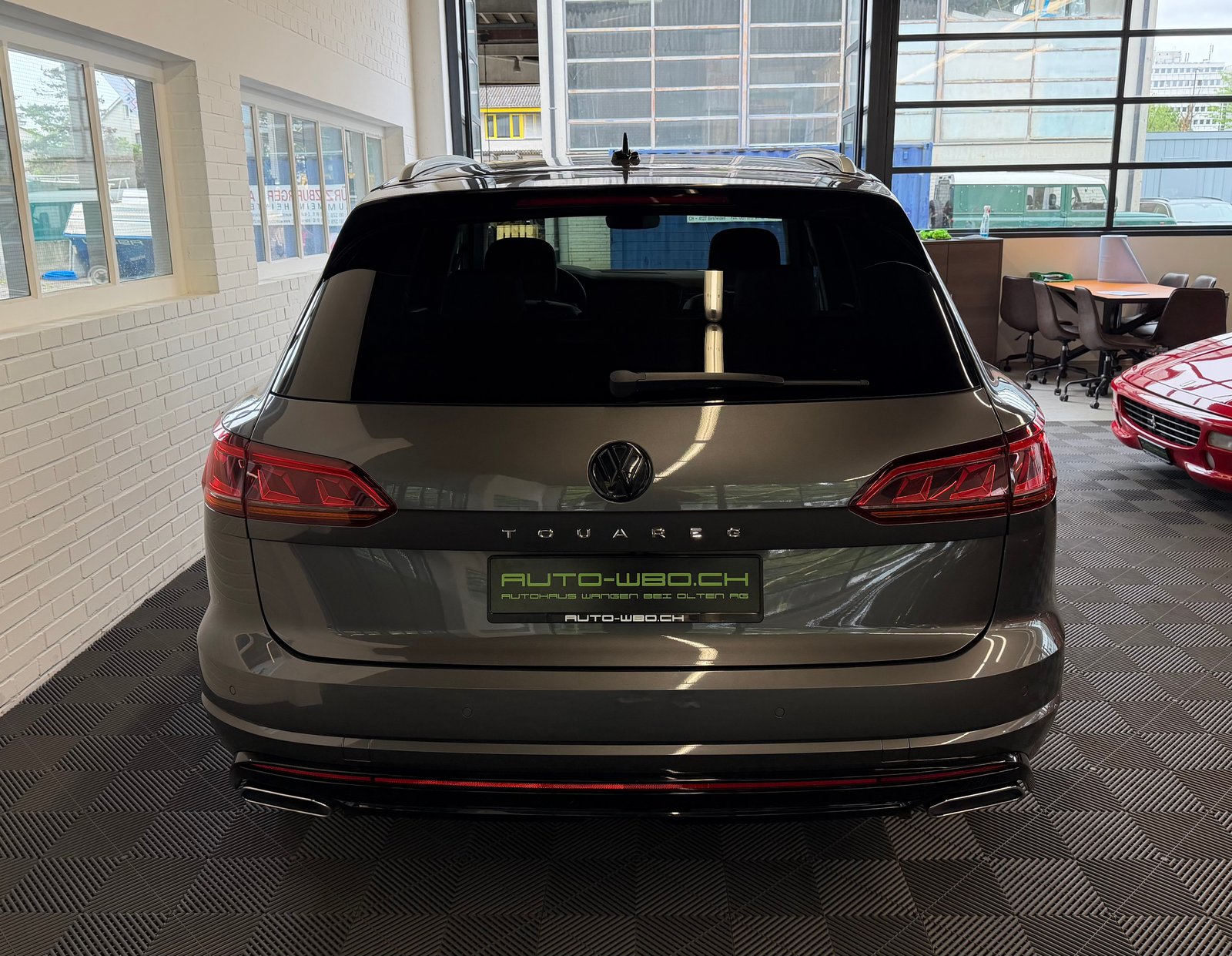 VW Touareg 4.0 V8 421 PS TDI 4X4 R-LINE Atmosphere Tiptronic, Diesel, Occasion / Utilisé, Automatique - 4