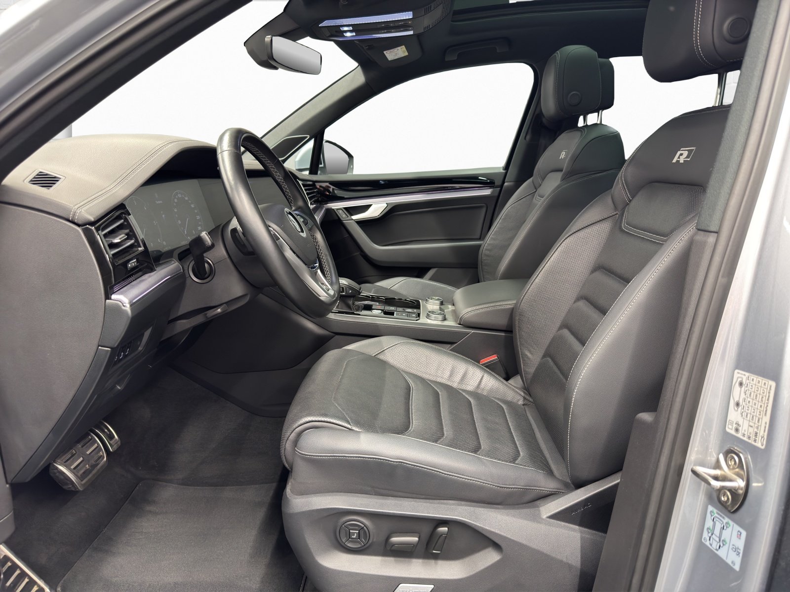 VW Touareg 3.0 V6 TDI 286 R-Line, Diesel, Occasion / Utilisé, Automatique - 7