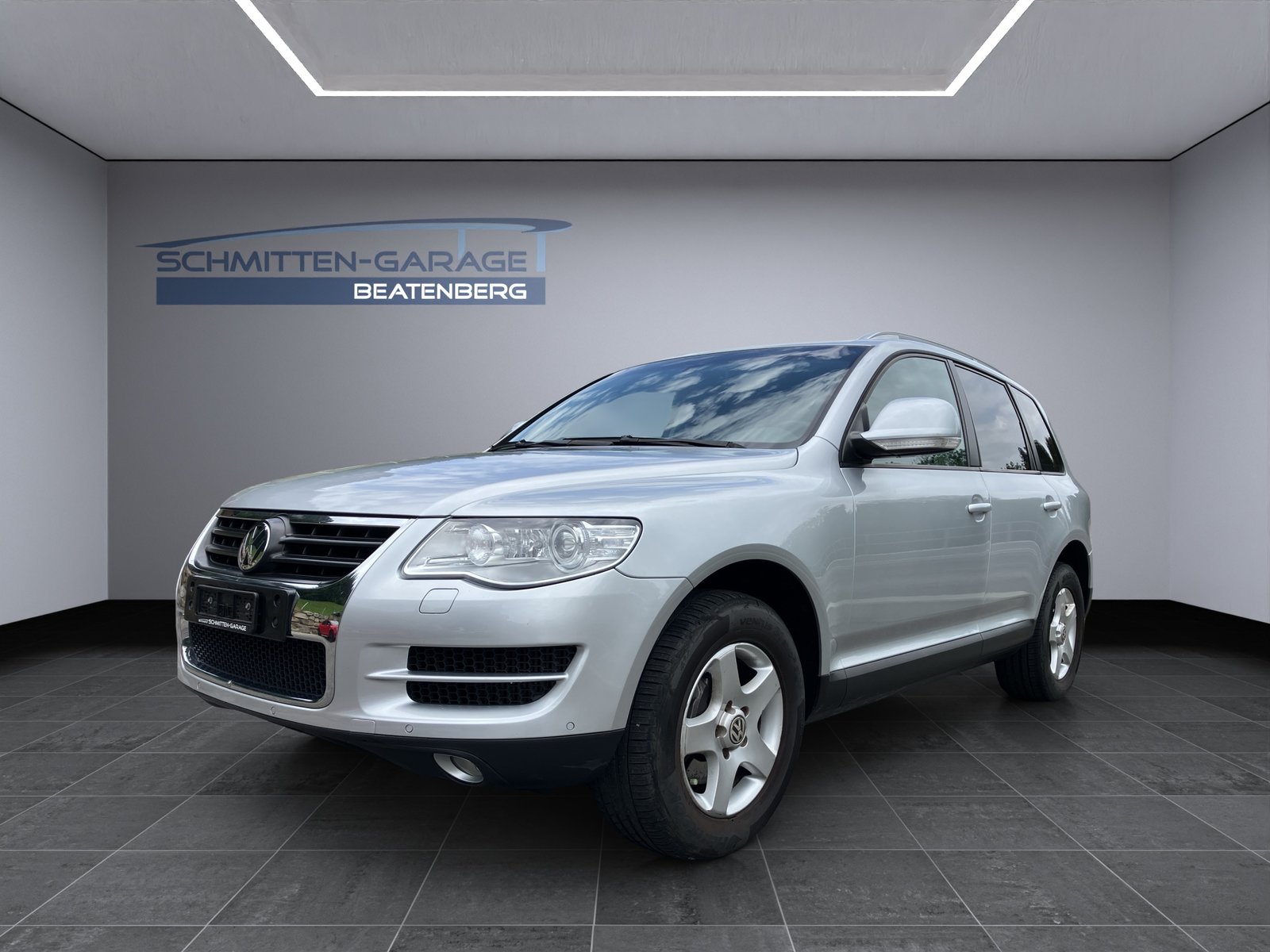 VW TOUAREG Geländewagen Diesel 3.0 V6 TDI, Diesel, Second hand / Used, Automatic - 2