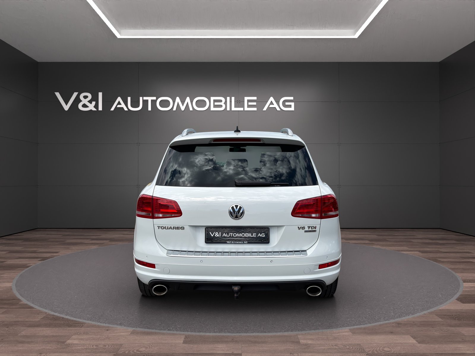 VW Touareg 3.0 TDI R-Line BlueMotion Technology Tiptronic, Diesel, Second hand / Used, Automatic - 6