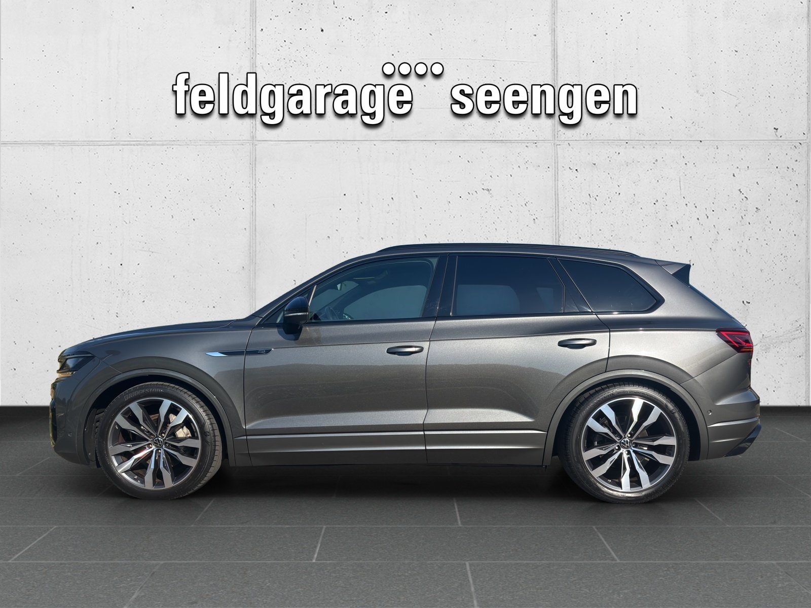 VW Touareg 3.0 TDI R Line Tiptronic mit AHK Panorama-Ausste, Diesel, Occasioni / Usate, Automatico - 2