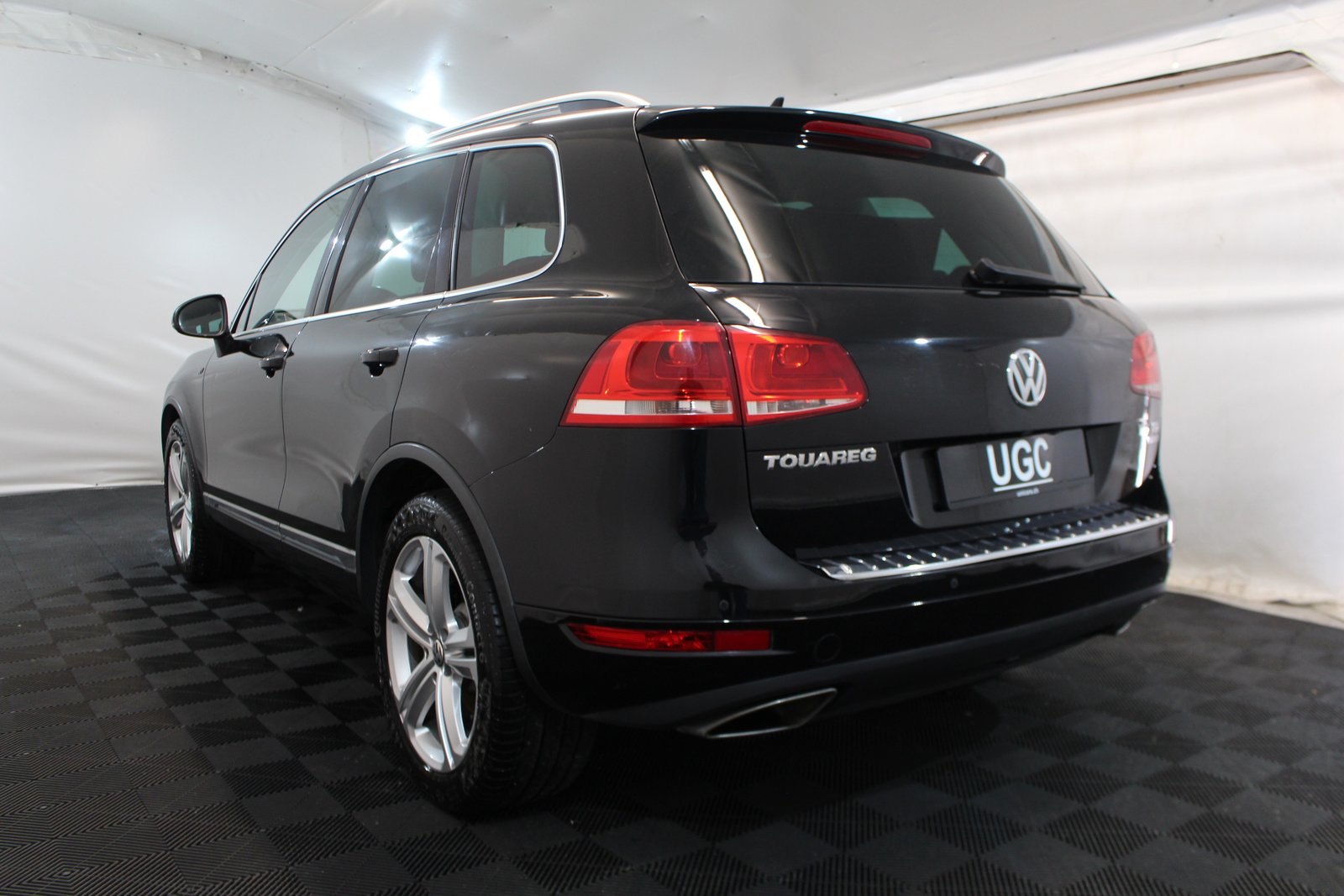 VW Touareg 3.0 V6 TDI 245 BlueMT, Diesel, Second hand / Used, Automatic - 4