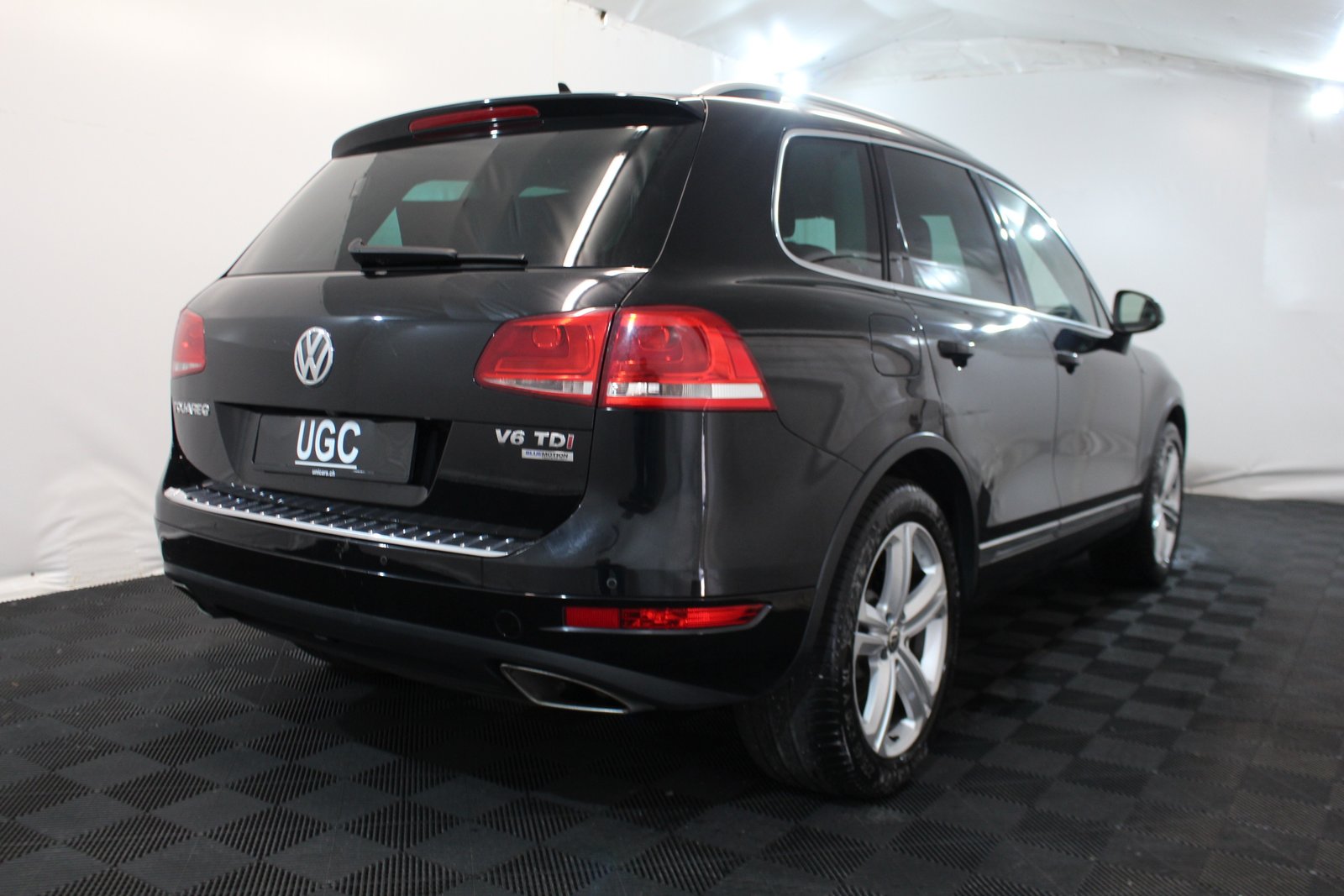 VW Touareg 3.0 V6 TDI 245 BlueMT, Diesel, Second hand / Used, Automatic - 6