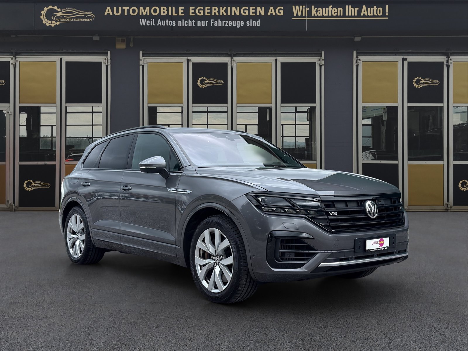 VW Touareg 4.0 V8 TDI R-Line, Diesel, Second hand / Used, Automatic - 3