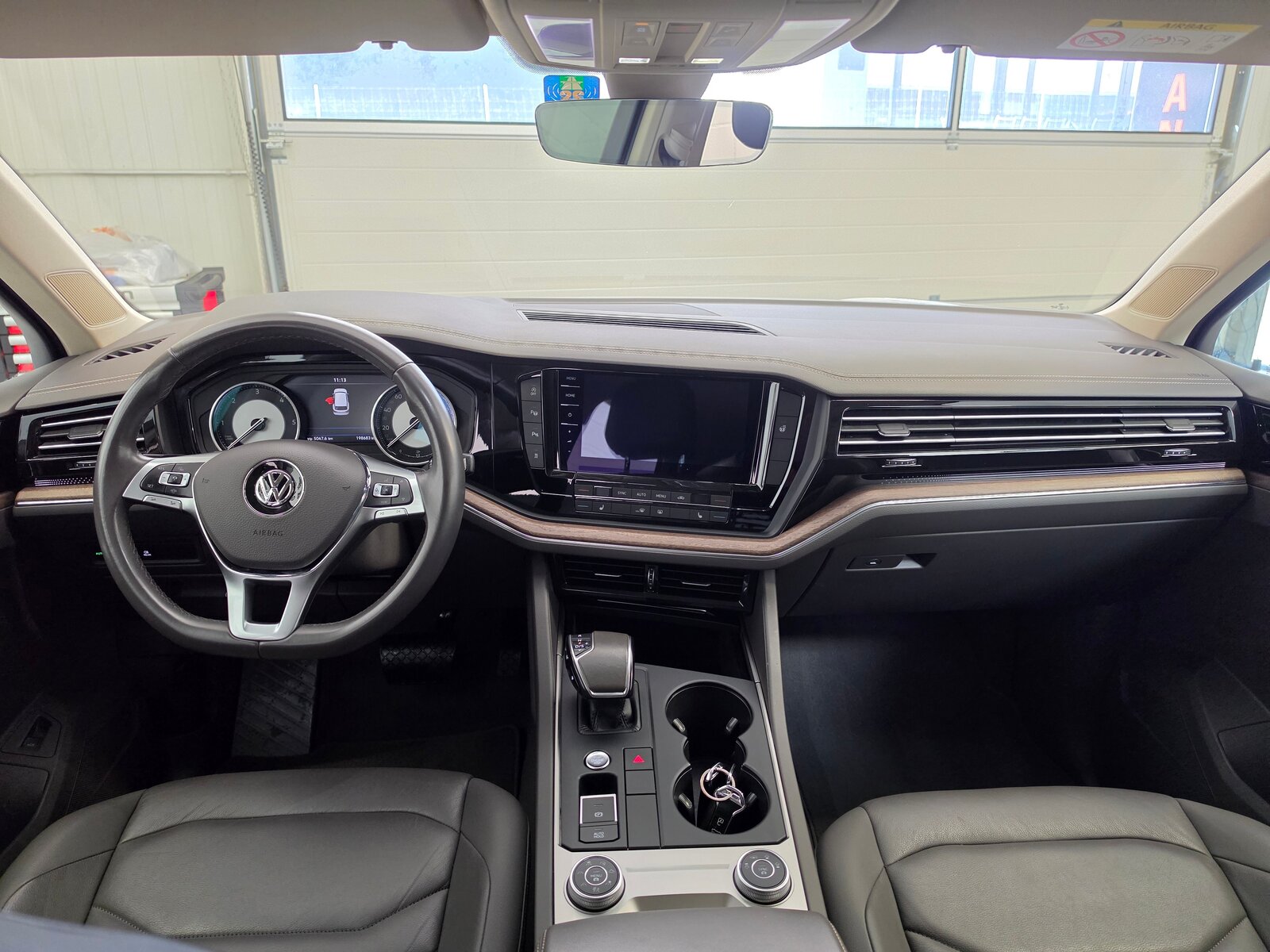VW Touareg 3.0 TDI Atmosphere R-LINE Exterieur Tiptronic, Diesel, Occasion / Utilisé, Automatique - 6