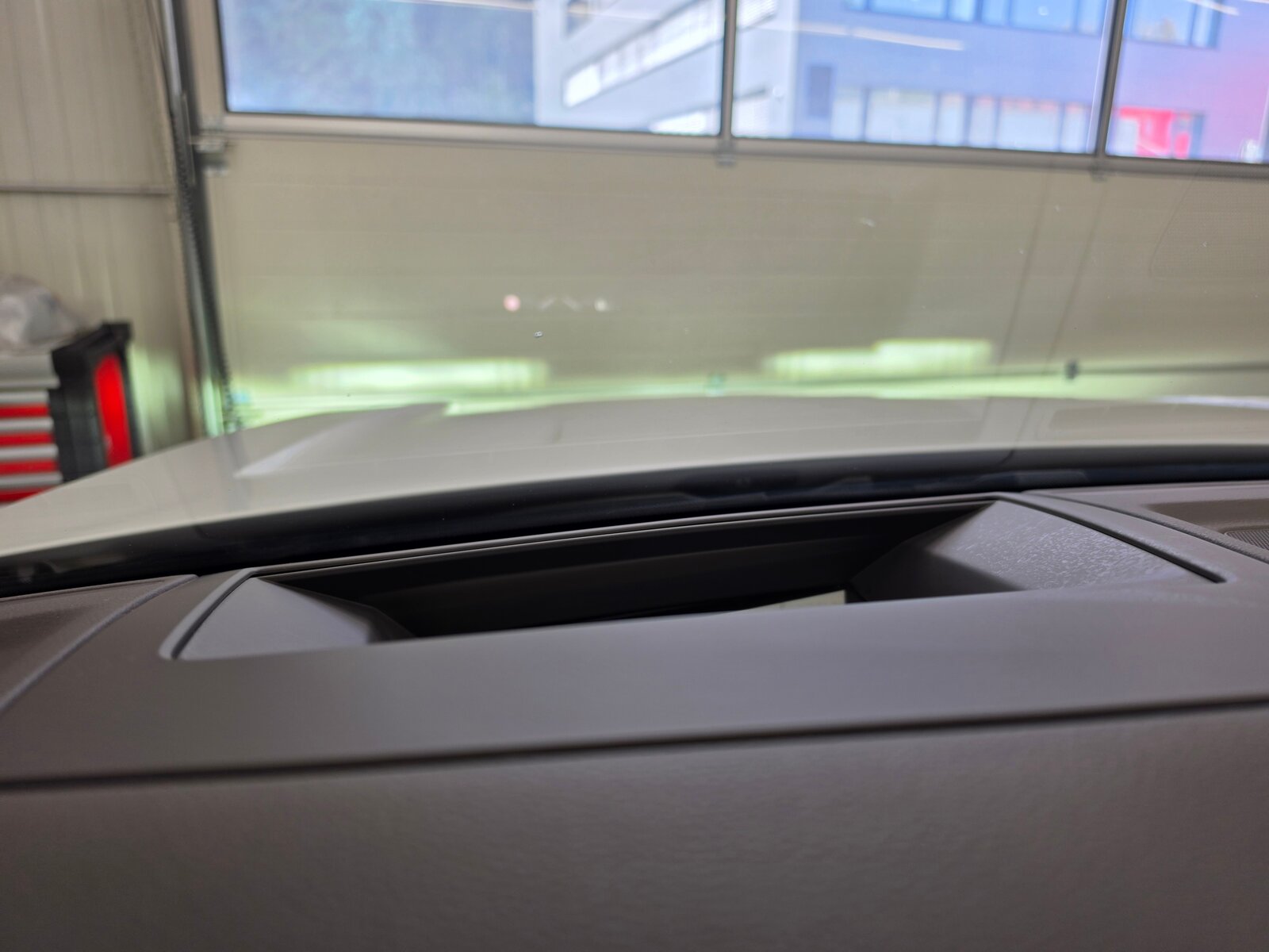 VW Touareg 3.0 TDI Atmosphere R-LINE Exterieur Tiptronic, Diesel, Occasion / Utilisé, Automatique - 7