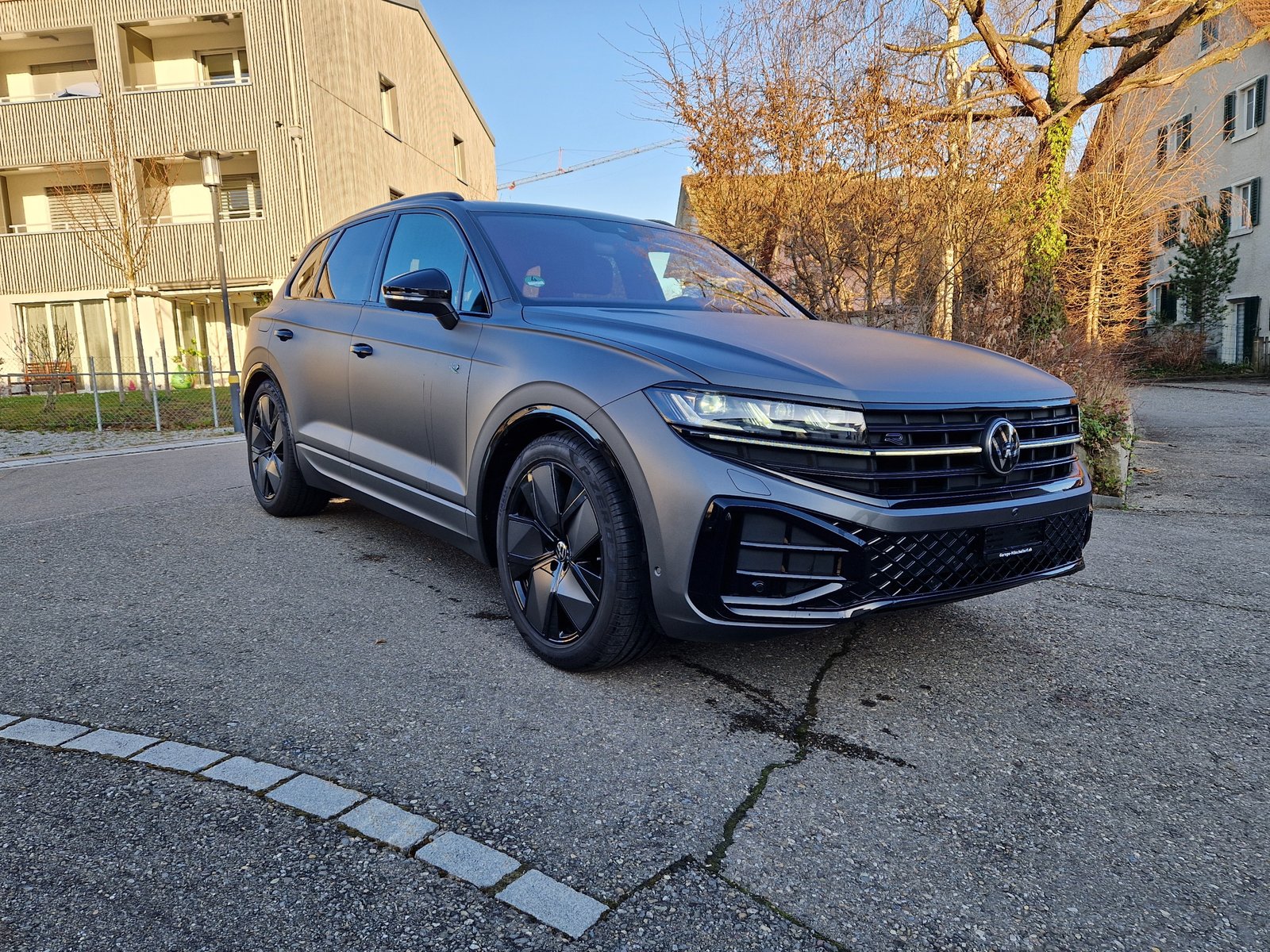 VW Touareg 3.0 TDI 286PS R-Line Tiptronicmit 5 Jahre 100tkm