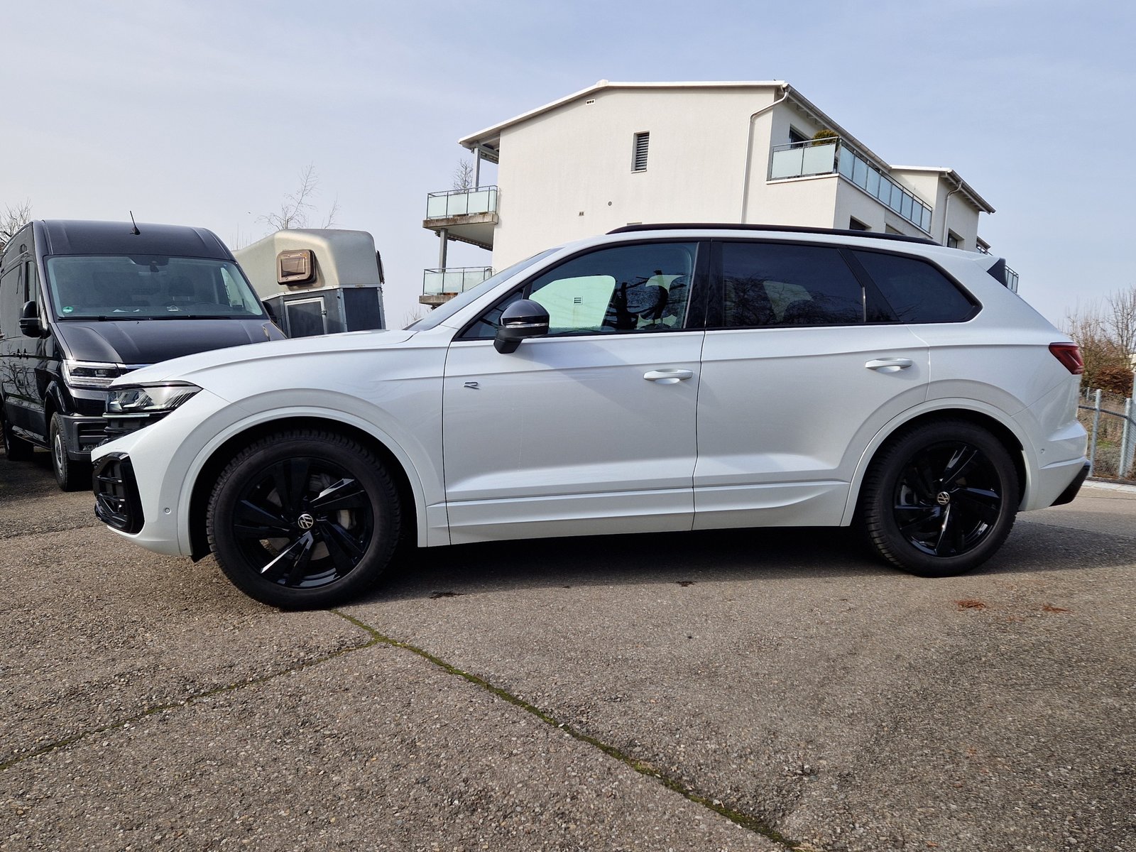 VW Touareg 3.0 TDI 286PS R-Line Tiptronic mit 5 Jahre 100tkm, Diesel, Occasioni / Usate, Automatico - 3