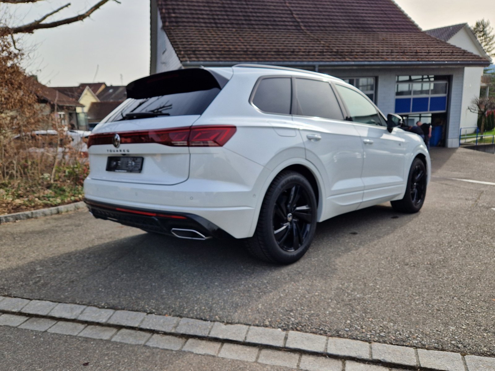 VW Touareg 3.0 TDI 286PS R-Line Tiptronic mit 5 Jahre 100tkm, Diesel, Occasioni / Usate, Automatico - 5