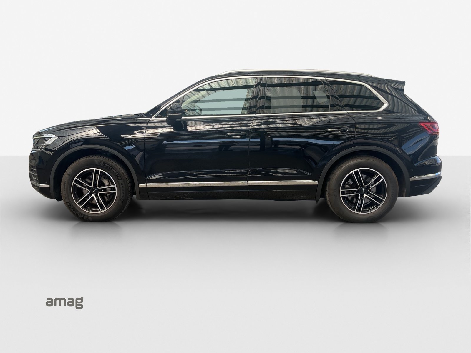 VW Touareg Elegance, Diesel, Occasion / Gebraucht, Automatik - 2