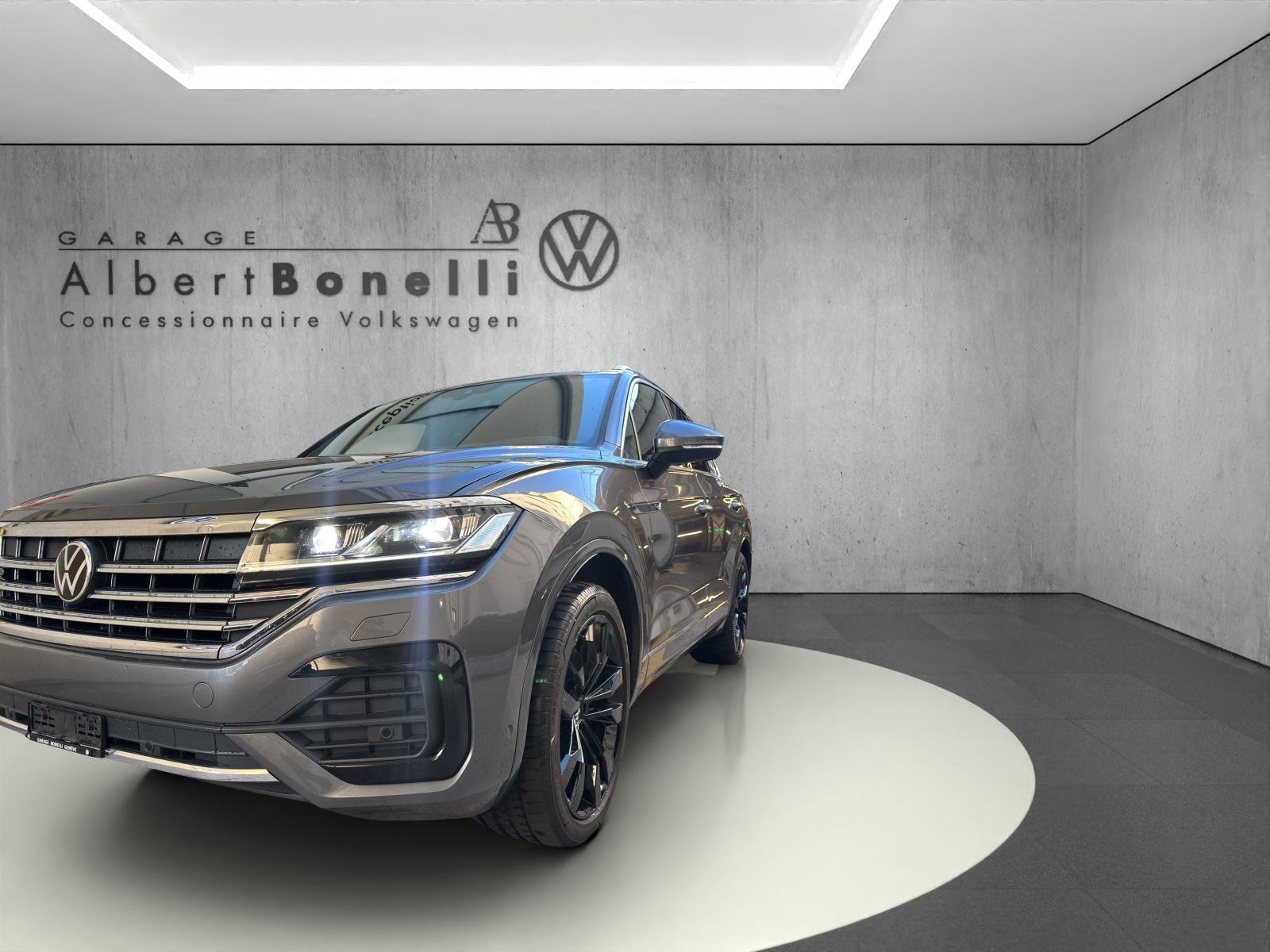 VW Touareg 3.0 TDI R Line 75 Edition Tiptronic, Diesel, Occasioni / Usate, Automatico - 3