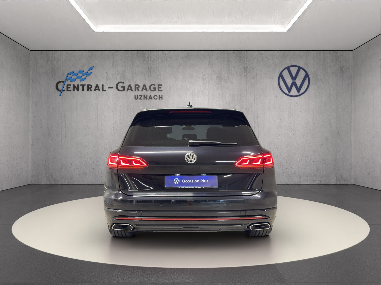 VW New Touareg R-Line, Essence, Occasion / Utilisé, Automatique - 4
