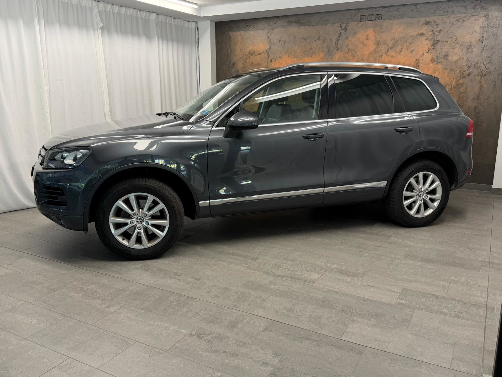 VW Touareg 3.0 TDI BlueMotion Technology Tiptronic *CH Fahrz, Diesel, Occasioni / Usate, Automatico - 2
