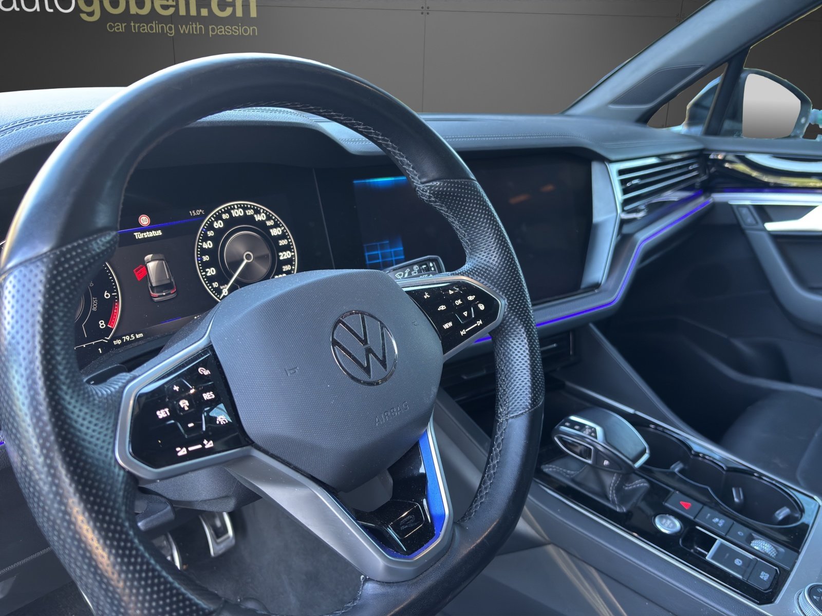 VW Touareg 3.0 TSI eHybrid R Tiptronic, Plug-in-Hybrid Benzin/Elektro, Occasion / Gebraucht, Automatik - 4