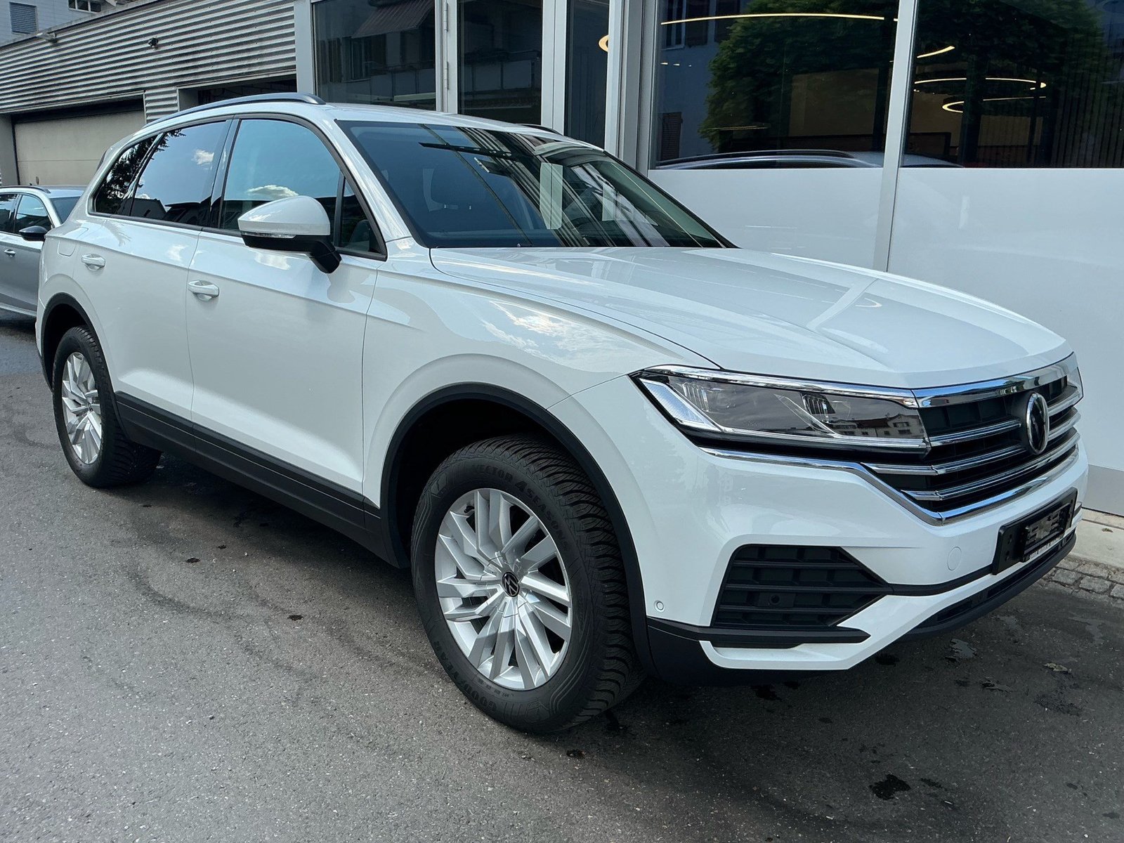 VW Touareg 3.0 TDI 231PS 4MOTION *** INNOVISIONS COCKPIT AN, Diesel, Second hand / Used, Automatic - 3