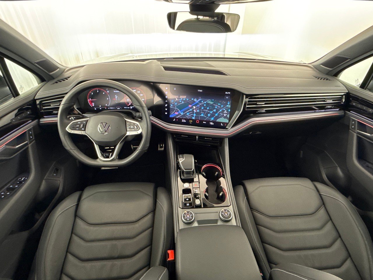 VW Touareg 3.0 TDI R-Line ''inkl. AHK Standheizung'', Diesel, Occasion / Utilisé, Automatique - 7
