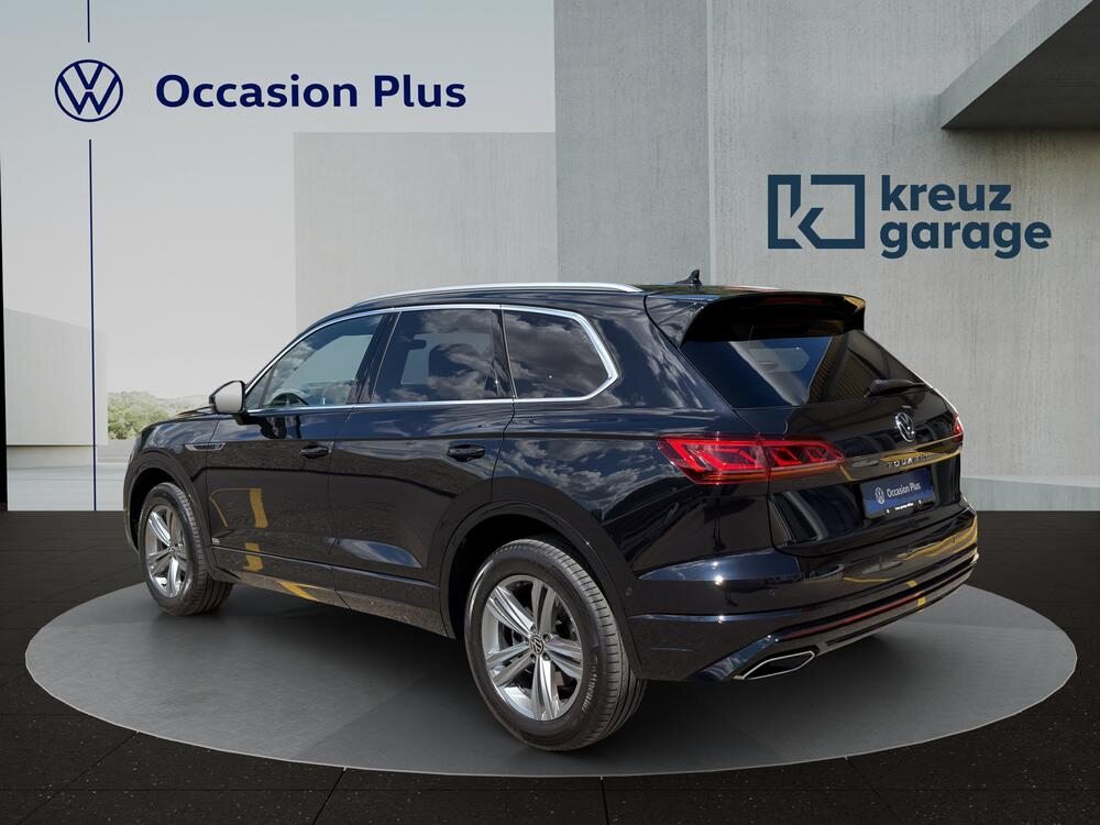 VW Touareg R-Line, Diesel, Second hand / Used, Automatic - 4