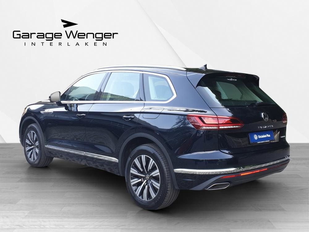 VW Touareg Elegance eHybrid, Full-Hybrid Petrol/Electric, Second hand / Used, Automatic - 4