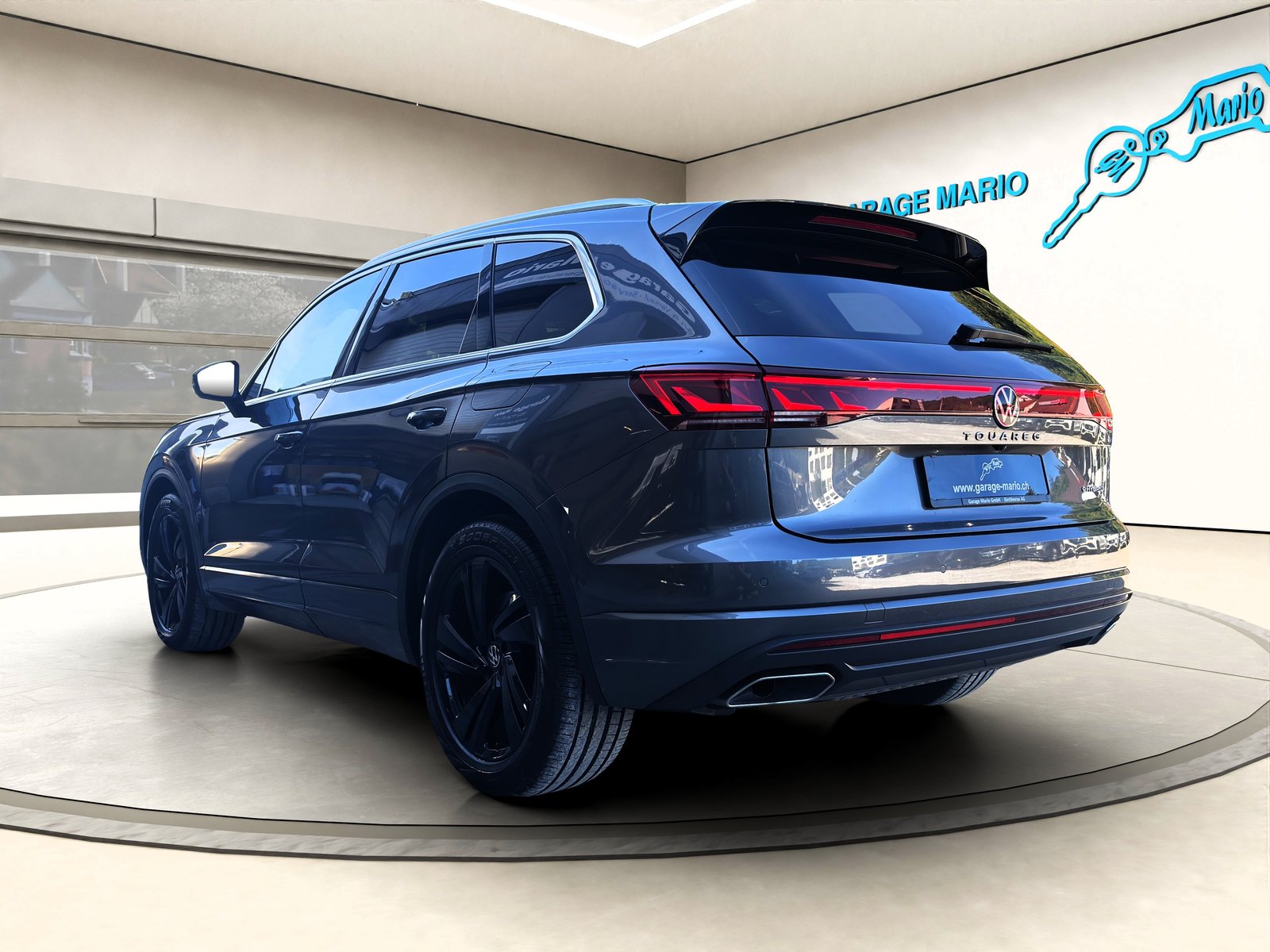 VW Touareg 3.0 TSI eHybrid Elegance Tiptronic CH-Fahrzeug 8, Plug-in-Hybrid Benzin/Elektro, Occasion / Gebraucht, Automatik - 7