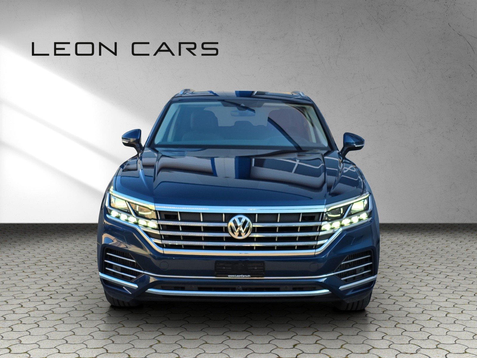 VW Touareg 3.0 TSI Elegance Tiptronic mit Luftfederung, Essence, Occasion / Utilisé, Automatique - 2