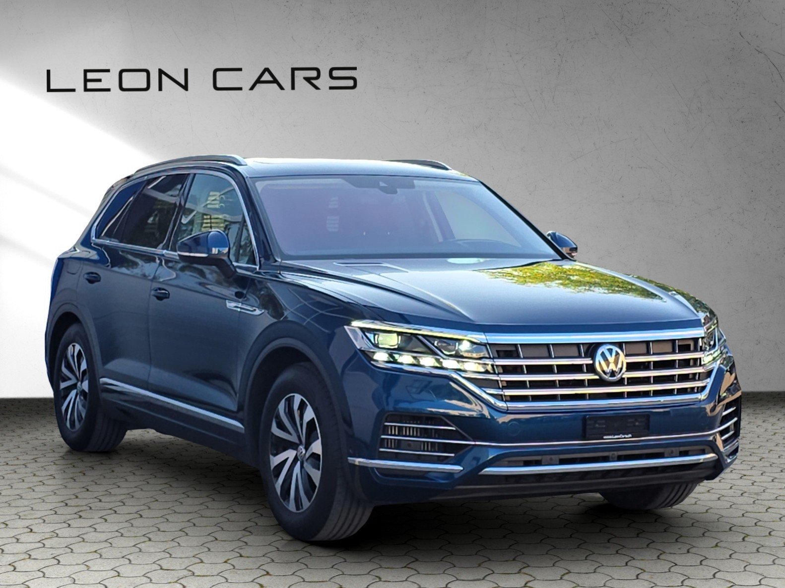 VW Touareg 3.0 TSI Elegance Tiptronic mit Luftfederung, Essence, Occasion / Utilisé, Automatique - 3