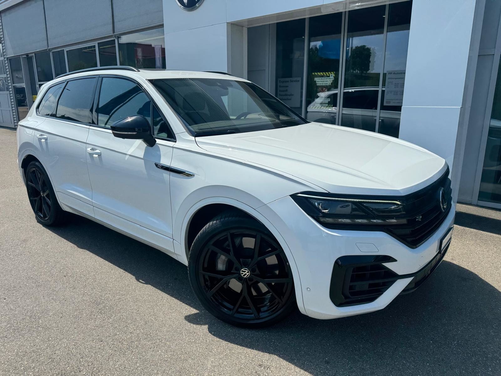 VW Touareg R, Full-Hybrid Petrol/Electric, Second hand / Used, Automatic - 2