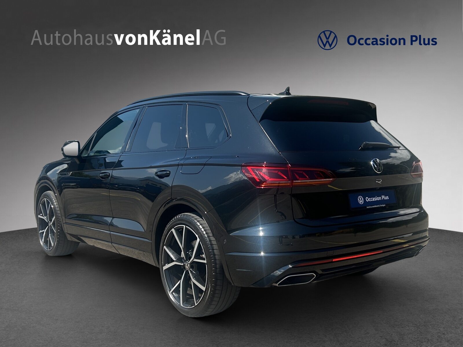 VW Touareg R, Full-Hybrid Petrol/Electric, Second hand / Used, Automatic - 3