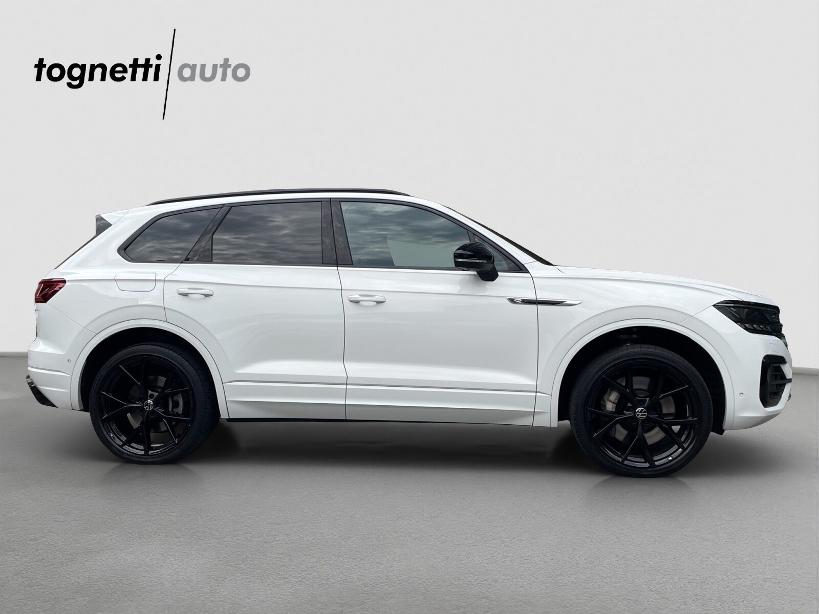 VW Touareg R, Voll-Hybrid Benzin/Elektro, Occasion / Gebraucht, Automatik - 3