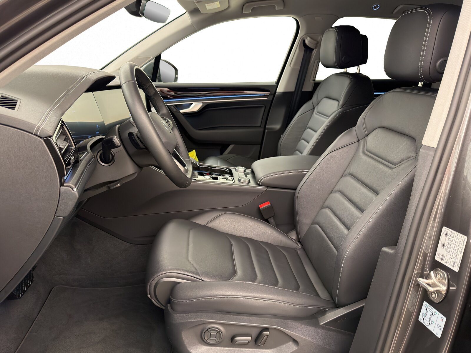 VW Touareg 3.0 V6 TDI 4Motion, Diesel, Occasion / Utilisé, Automatique - 6