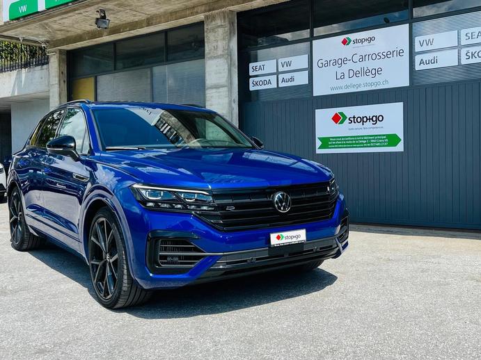 VW Touareg 3.0 TSI eHybrid R Tiptronic, Plug-in-Hybrid Petrol/Electric, Second hand / Used, Automatic