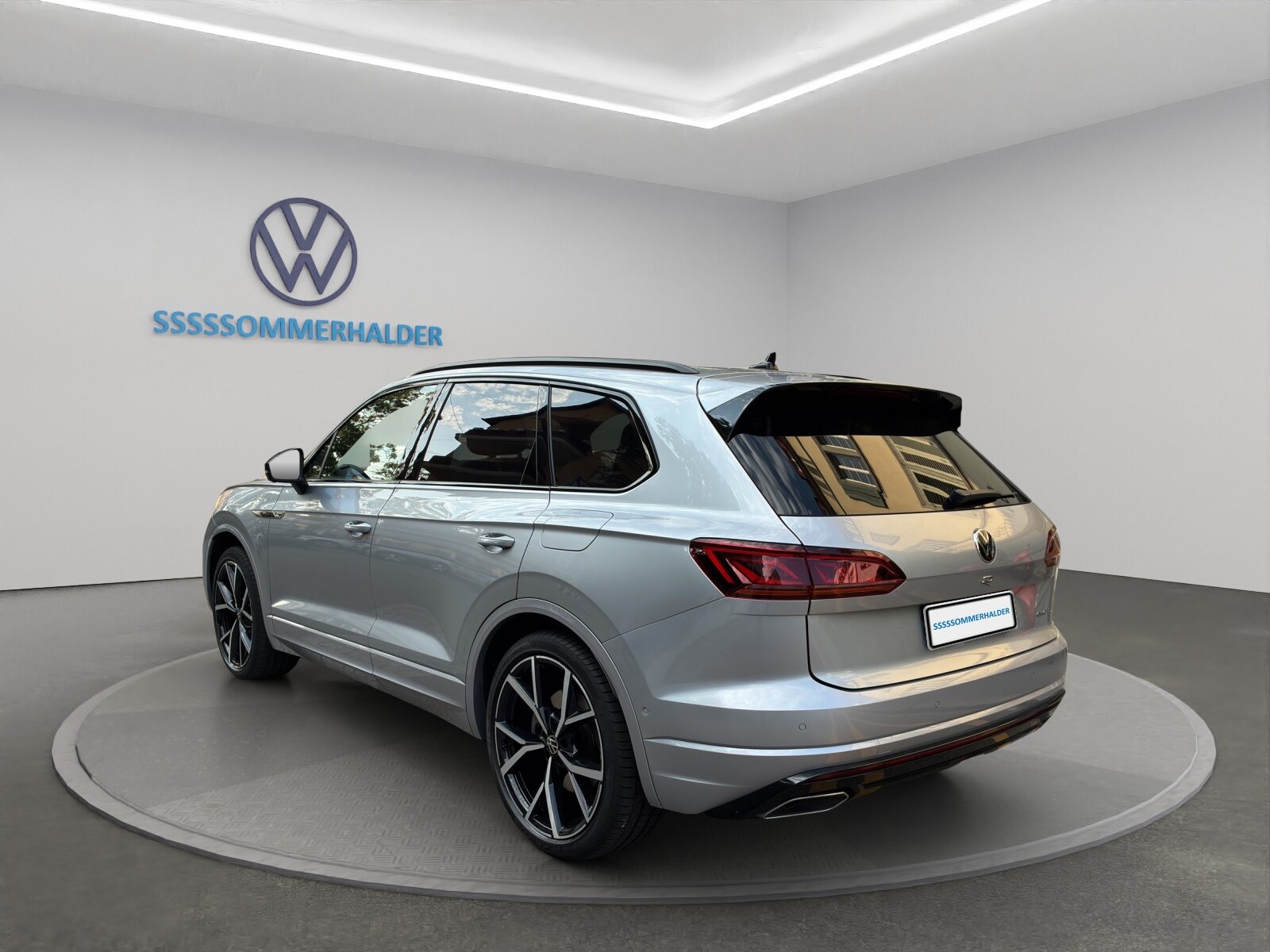 VW Touareg R, Hybride Intégral Essence/Électricité, Occasion / Utilisé, Automatique - 3